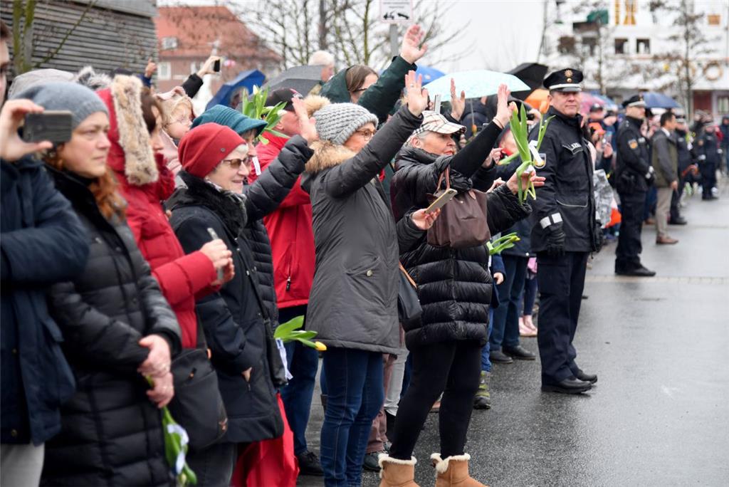 Die schönsten Fotos vom königlichen Besuch in Bremerhaven. Foto: Scheschonka