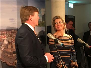 Die schönsten Fotos vom königlichen Besuch in Bremerhaven. Foto: von der Ahé