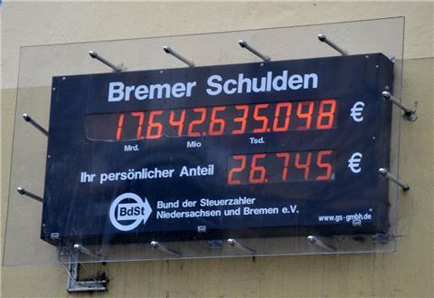 Die Schuldenuhr in Bremen am 3. Januar 2011.
