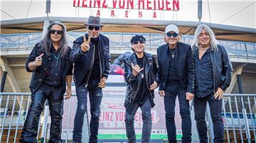 Die Scorpions spielen zum ersten Mal im Fußballstadion von Hannover 96. (Archivbild)