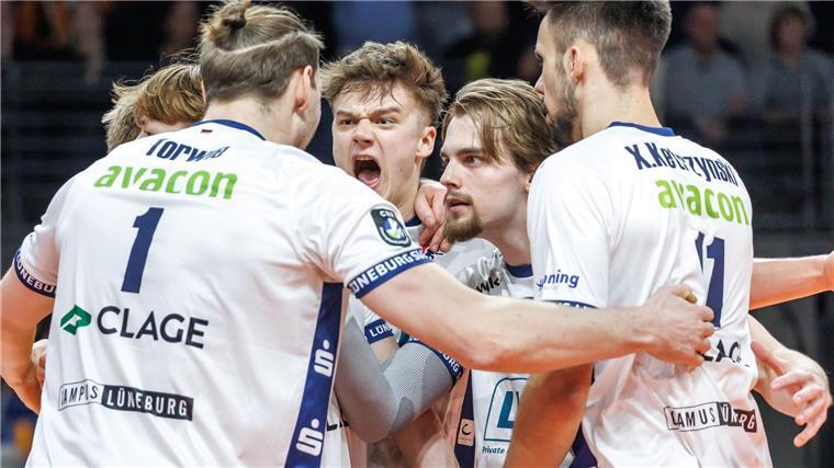 Die Spieler der SVG Lüneburg stehen im Viertelfinale der Champions League.