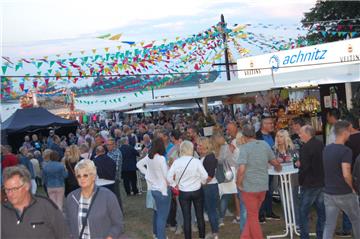 Die Stadtkaje in Brake war ein beliebter Treffpunkt beim Stadtfest. 