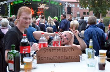 Die Stimmung beim LoxRock in Loxstedt war schon am frühen Abend super. Foto: Sch...