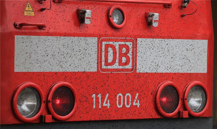 Die Strecke zwischen Bremerhaven und Stubben musste für fünf Stunden gesperrt werden.