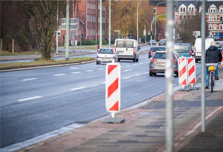 Die Stresemannstraße hat teilweise einen neuen Belag erhalten. Die Arbeiten sind weitgehend fertig.