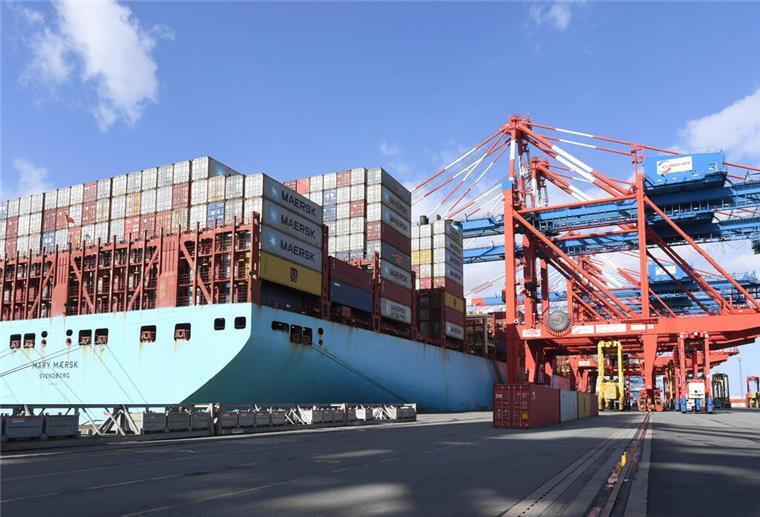 Tarifstreit Hafen Bremerhaven: Drohen jetzt wieder Streiks? Die Tarifverhandlungen gehen weiter.