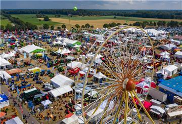Die Tarmstedter Ausstellung findet vom 8. bis 11. Juli statt. Wer aus der Samtgemeinde kommt, der kommt mit dem „Tarms-Ticket“ günstiger auf das Messegelände am Wendohweg in Tarmstedt.