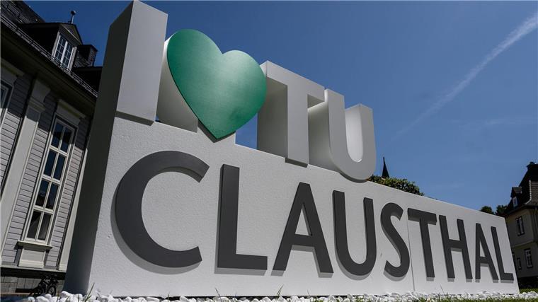 Die Technische Universität Clausthal zählt nach Angaben von Niedersachsens Ministerpräsident Lies zu den führenden Forschungseinrichtungen in den Bereichen Bergbau, Geowissenschaften und Ingenieurwesen.