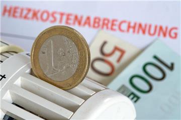 Die Temperaturen sinken, die Heizungen werden angestellt: Wir sagen euch, wie ihr an den Heizkosten sparen könnt.
