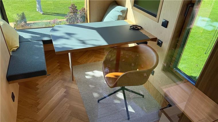 Die Tiny Workspaces bieten etwa Platz für Besprechungen mit bis zu fünf Personen. 