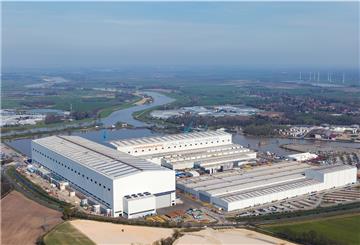 Die tore der Meyer Werft in Papenburg bleiben bis zum 30. August geschlossen.