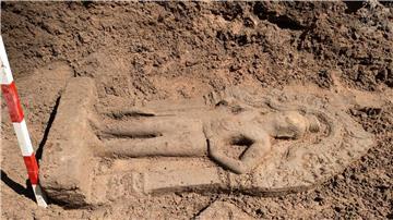 Die Torwächter sind rund einen Meter groß und wurden am Nordeingang von Angkor Thom entdeckt. 