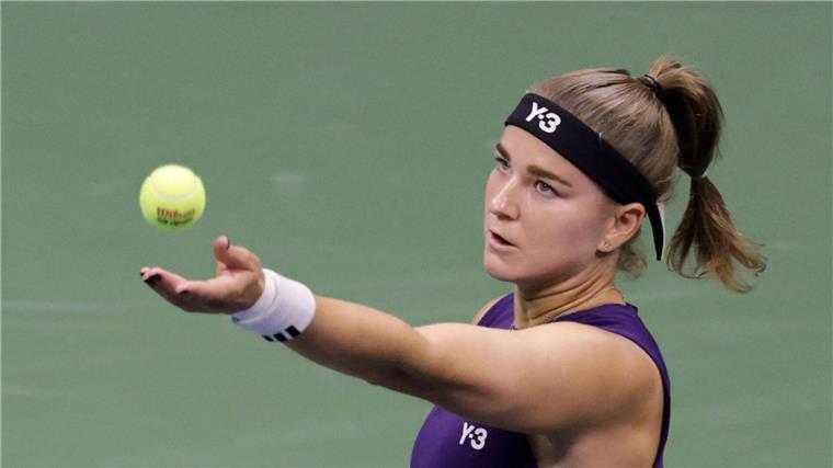 Osaka erreicht erstes Grand-Slam-Halbfinale als Mutter Die Tschechin Karolina Muchova war im Viertelfinale angeschlagen.