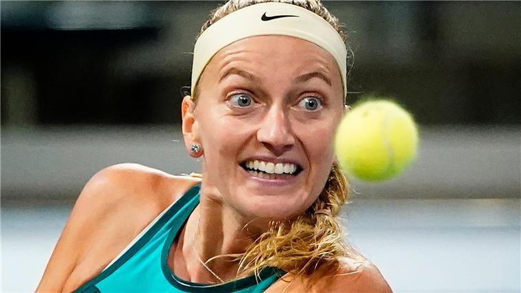 Die tschechische Tennisspielerin und zweifache Wimbledon-Siegerin Petra Kvitova beendet ihre Karriere. (Archivbild)