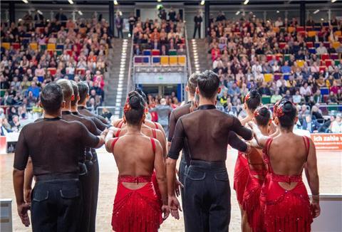 Tanzen in der Stadthalle