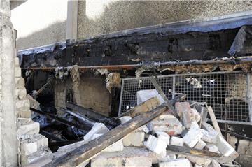 Die Turnhalle der Fichteschule in Wulsdorf ist nach dem Brand schwer beschädigt.
