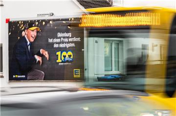 Die umstrittenen Edeka-Werbeplakate haben bei den Bauern für Empörung gesorgt.