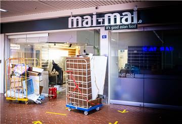 Die Untermieter müssen raus: In der leeren Passage wird nur in einigen geschäften noch geräumt.