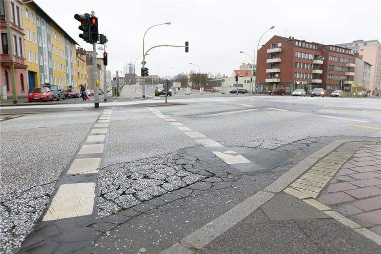 Die ursprünglich für April/Mai geplanten Arbeiten am Kreuzungsbereich Borriesstraße/Columbusstraße in Bremerhaven werden auf einen späteren Zeitpunkt verschoben.