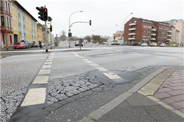 Die ursprünglich für April/Mai geplanten Arbeiten am Kreuzungsbereich Borriesstraße/Columbusstraße in Bremerhaven werden auf einen späteren Zeitpunkt verschoben.
