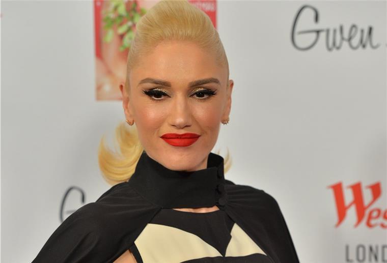 Die US-Sängerin und Schauspielern Gwen Stefani freut sich offensichtlich auf eine baldige Hochzeit. 