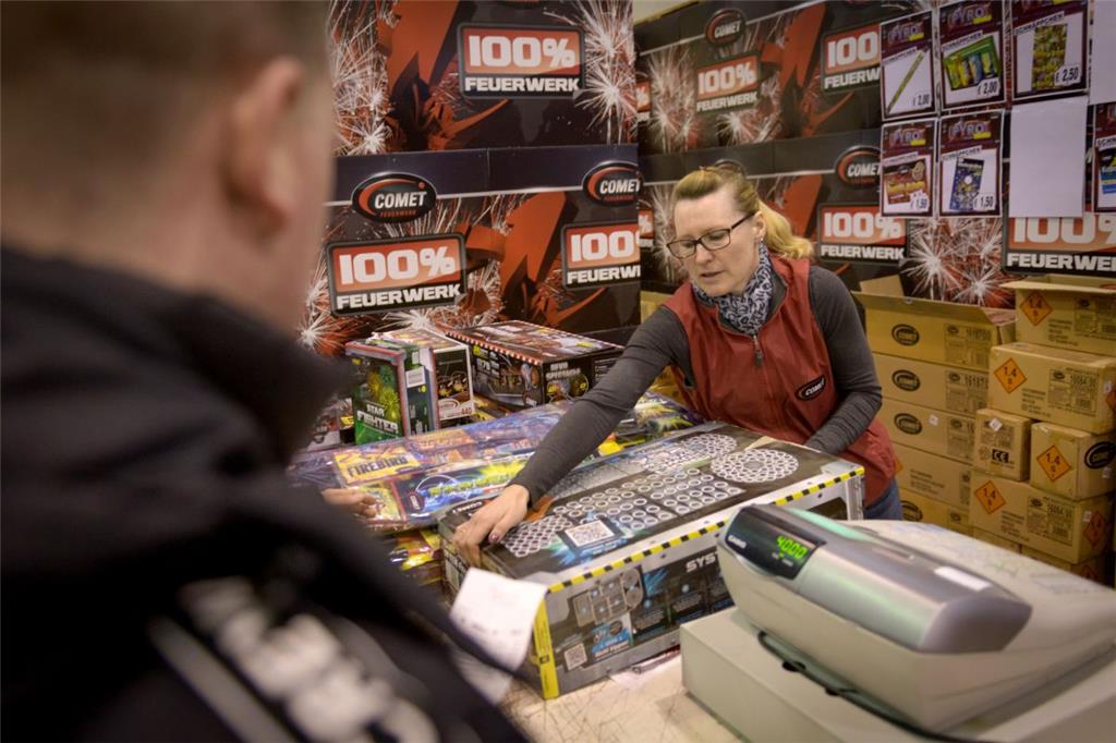 Die Verkäuferinnen haben gut zu tun. Foto: Masorat-f