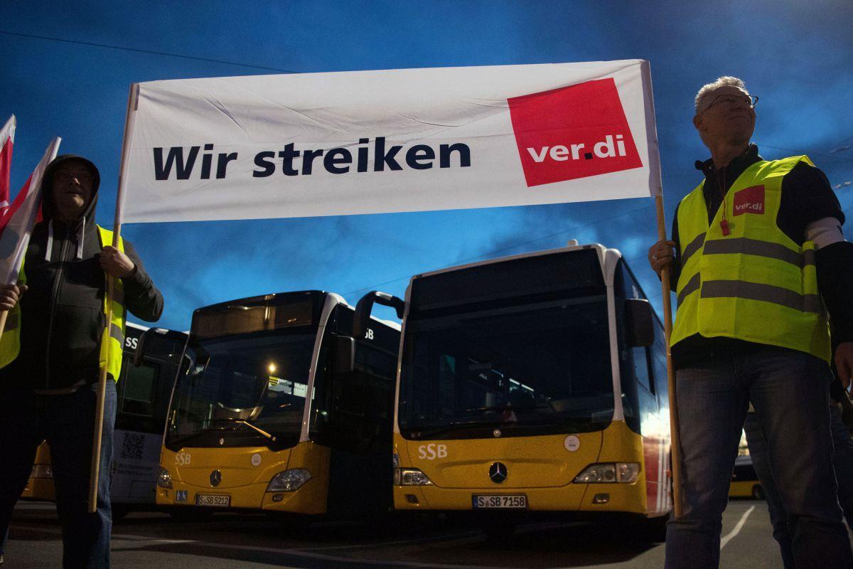 Warnstreiks legen Nahverkehr in vielen Städten lahm Die Warnstreiks im öffentlichen Dienst sind angelaufen.