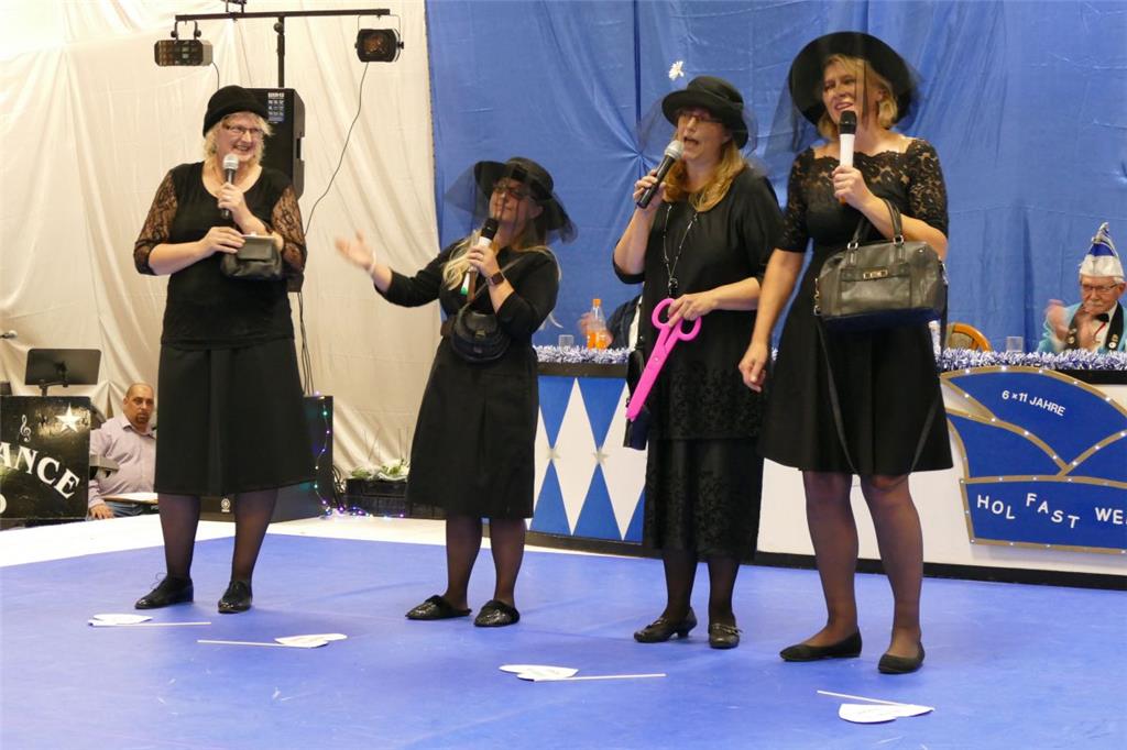 Die Wehdeler Rockladies – von links Gudrun Brunßen, Susanne Jürgensen, Jaqueline...