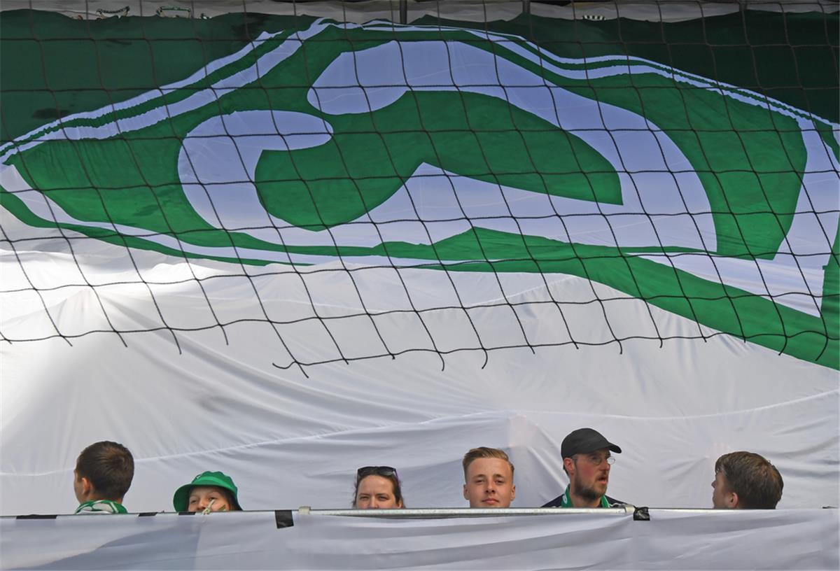 Anordnung der Polizei: Werder-Test gegen Enschede fällt aus Die Werder-Fans brauchen nicht nach Lotte zu fahren.