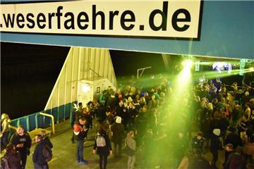 Die Weserfähre wurde zur schwimmenden Disco.