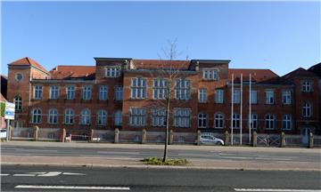 Die West-Seite der ehemaligen Kaiserlichen Post wird erneut saniert. Vorausgegangen war ein jahrelanger Rechtsstreit.