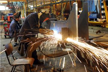 Gebremstes Wachstum: Die Windenergiebranche ist als Jobmotor der vergangenen Jahren ins Stocken geraten. Deshalb fällt das Wachstum an neuen Arbeitsplätzen in Bremerhaven 2015 verhaltener aus.