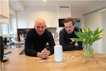 Die Wittstedter Robert Sauer (links) und Michael Wagner setzen sich für den Glasfaser-Ausbau in ihrem Dorf ein.