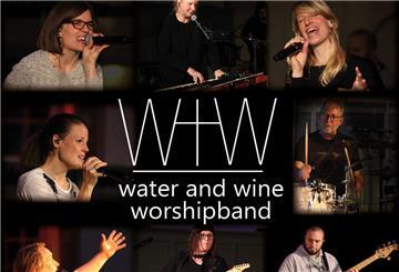 Die Worship-Band Water+Wine aus Bremervörde bringt moderne Kirchenmusik professionell auf die Bühne.