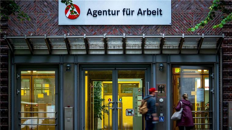 Arbeitslosigkeit in Bremen minimal gesunken Die Zahl der Arbeitslosen in Bremen sinkt im April minimal. (Symbolbild)