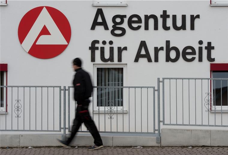Die Zahl der Arbeitslosen steigt in Bremerhaven deutlich an. 