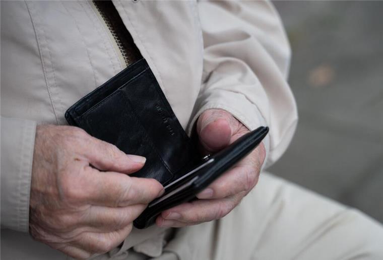 Rentenversicherung warnt: Babyboomer setzen System unter Druck Die Zahl der Renteneintritte ist gestiegen.