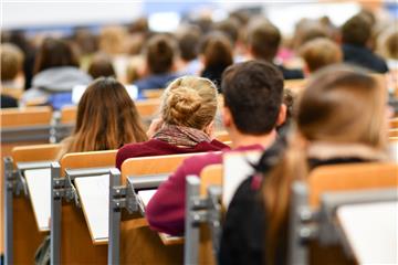 Die Zahl der Studierenden in Niedersachsen ist binnen 15 Jahren deutlich gestiegen.
