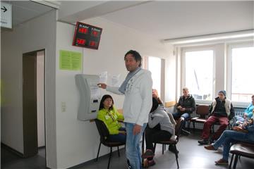Die Zulassungsstelle des Landkreises Cuxhaven soll aus der Rheinstraße in Bremerhaven umziehen  nach Schiffdorf in einen Teil der Förderschule Am Feldkamp.  