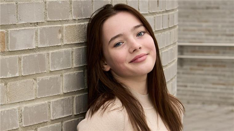 Schauspielerin Ava Petsch