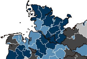 Diese Karte zeigt, wie das Regionalranking 2022 die Entwicklung im Norden einstuft. Alle hellblauen Regionen sind "Aufsteiger", die dunkelblauen "Outperformer" - so die Kreise Rotenburg, Stade, Harburg und Verden. Alle dunkelgrauen Regionen sind "Outperformer" - so Bremen.