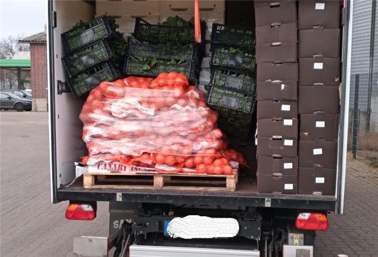 Polizei Sittensen stoppt rollende Vitaminbombe Diesen Laster stoppte die Autobahnpolizei Sittensen am Montag. Er war um gut 100 Prozent überladen.