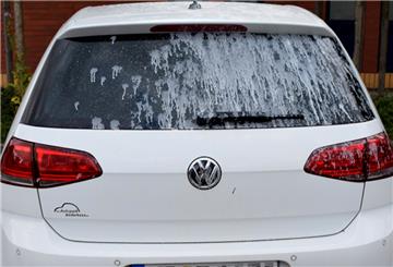 Dieser Golf wurde in Leherheide beschmiert.