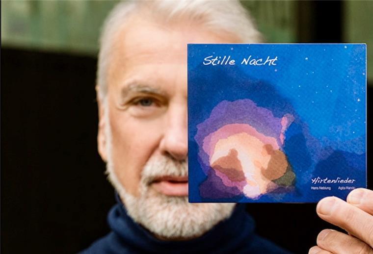 Dieses Projekt kann auch Corona nicht verhindern: Der Schauspieler und Sänger Hans Neblung hat ein Weihnachts-Album veröffentlicht.