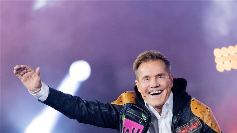 Dieter Bohlen hat einen Finderlohn für das verschwundene Ortsschild aus Tötensen ausgesetzt. (Archivbild)