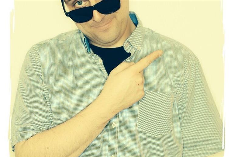 DJ Toddy will die Landfrauen mit Geschichten und Döntjes unterhalten.