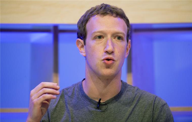 Panne: Facebook erklärt seinen Gründer Mark Zuckerberg für tot Doch, er lebt noch: Facebook-Chef Mark Zuckerberg. Sein eigenes Netzwerk hatte jedoch ihn und weitere 1,8 Millionen Nutzer für tot erklärt.