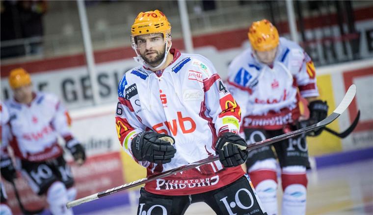 Fischtown Pinguins: nord24 verlost Karten fürs Köln-Spiel Dominik Uher verletzte sich im ersten Saisonspiel für die Fischtown Pinguins. Am Sonntag in Ingolstadt gab er sein Comeback.