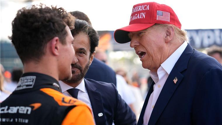 Wie Trump die Formel 1 verunsichert Donald Trump (r) inszenierte sich als Lando Norris‘ (l) Glücksbringer.