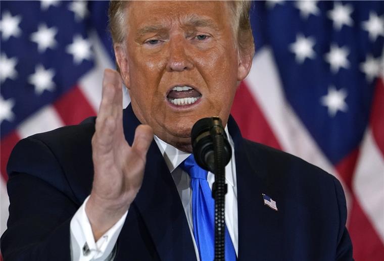 Trump erklärt sich zum Wahlsieger Donald Trump, Präsident der USA, spricht im Ostsaal des Weißen Hauses.